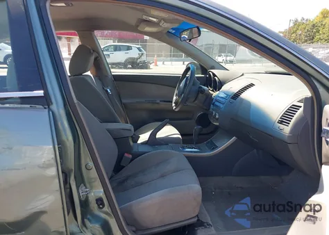 2005 Nissan Altima S/Sl from USA, damaged, VIN 1N4AL11D35C258351